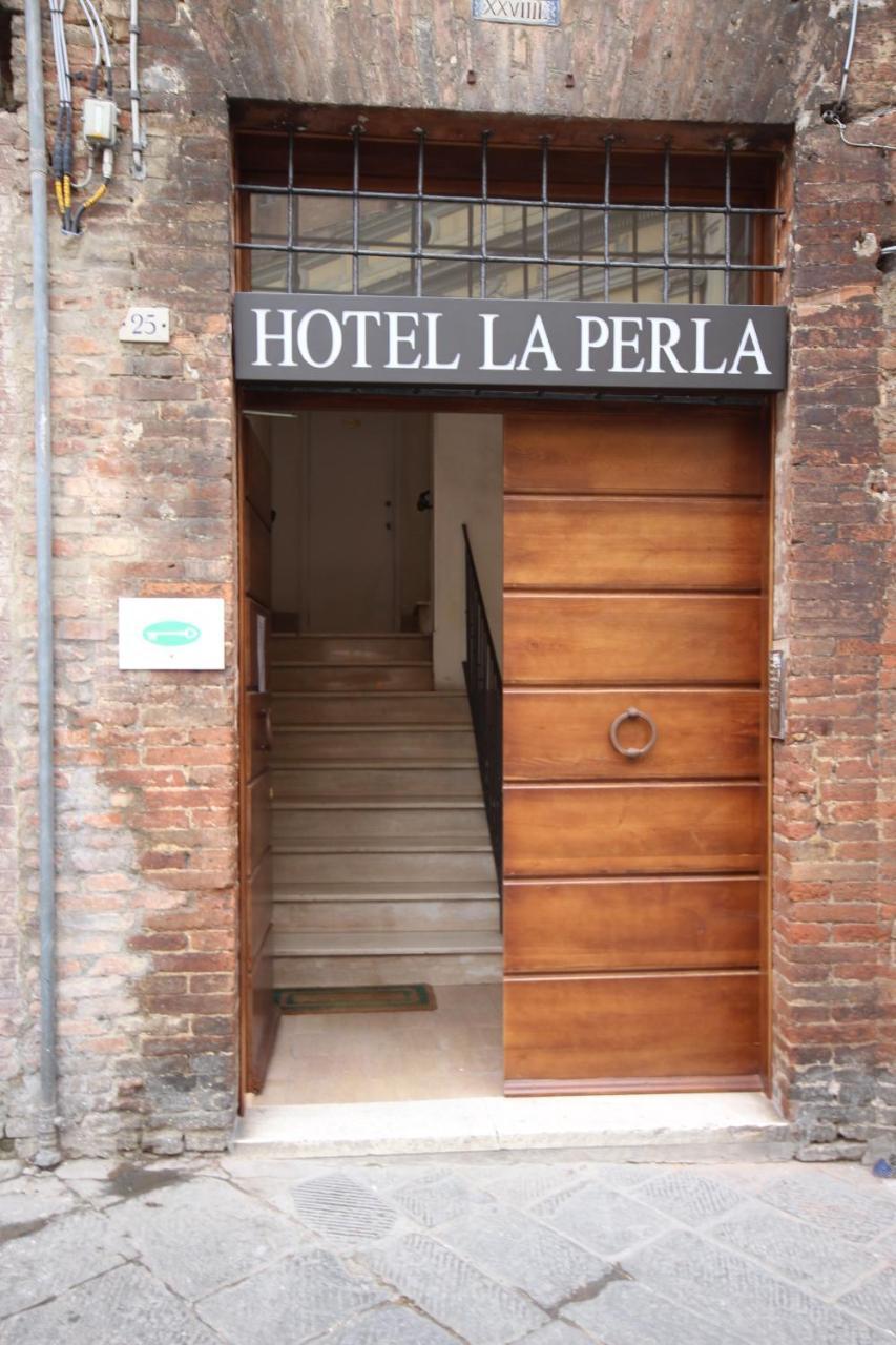 Hotel La Perla Siena Luaran gambar